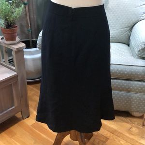 Ann Taylor A line , fully lined skirt.